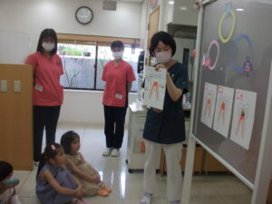 はみがき教室 12名の「虫歯予防博士ちゃん」認定しました!!